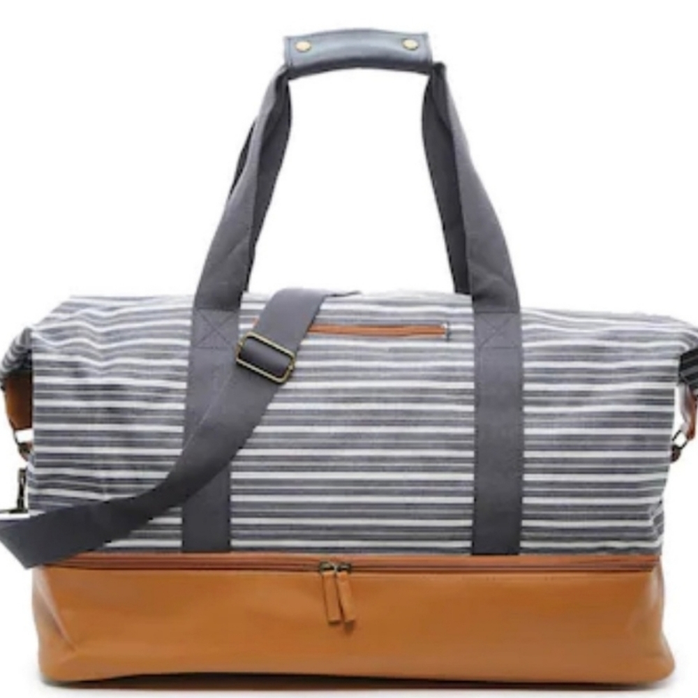 DSW blue Striped weekender bag.